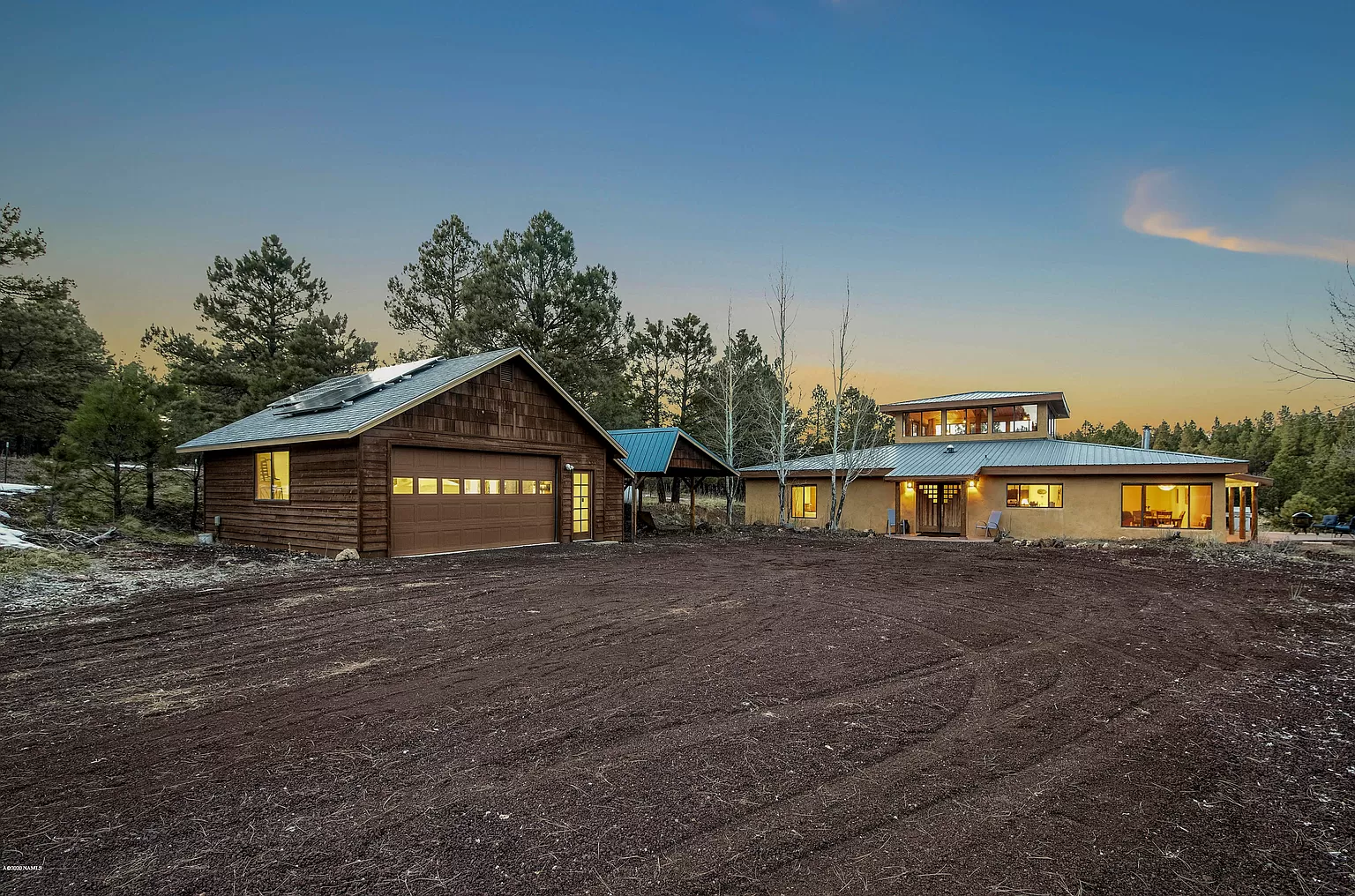 Large Off-Grid Cabin in Flagstaff