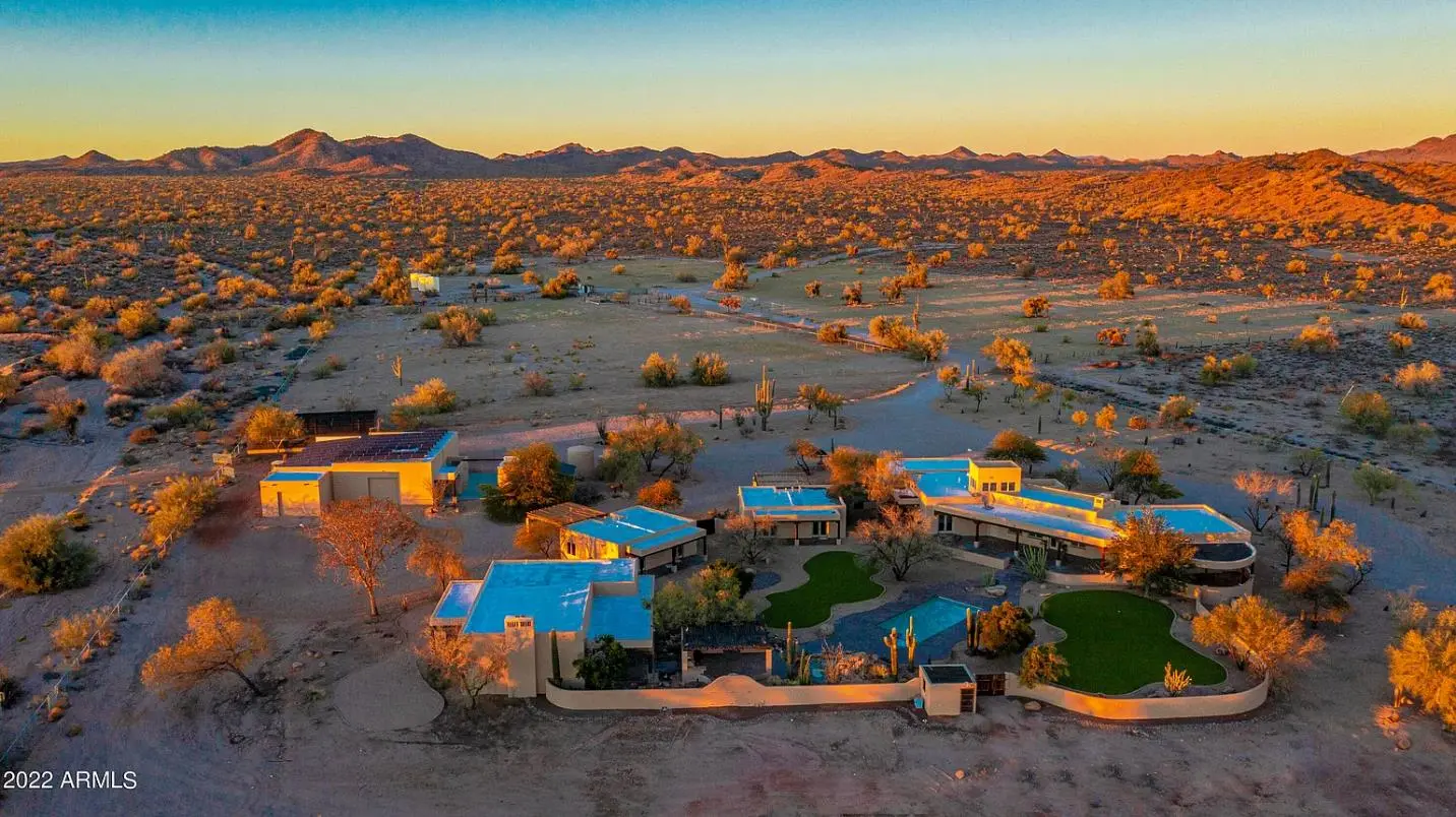 Vulture Ranch Expansive AirBnB Getaway